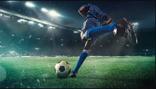 Guia Completo: Como escolher a chuteira perfeita para cada tipo de jogo - Raposa Outlet
