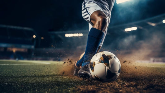 Chuteiras Mistas: A Versatilidade que Todo Jogador Precisa Ter! - Raposa Outlet