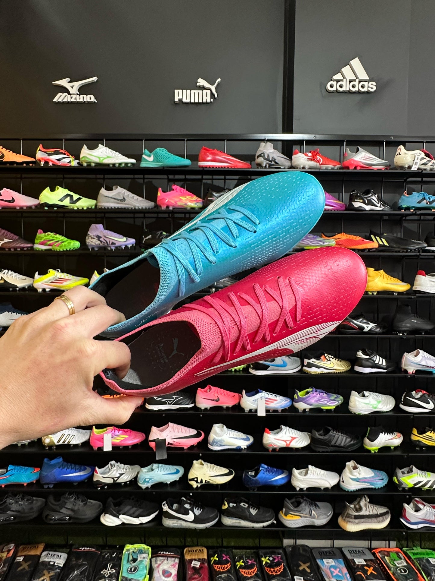 PUMA ULTRA MG + BRINDES (PRONTA ENTREGA)