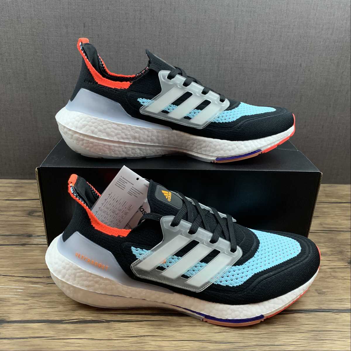 Verde Água e Laranja