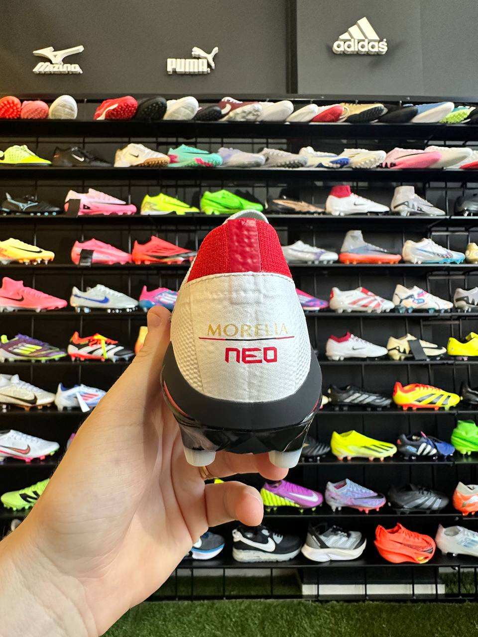 MIZUNO MORELIA FG + BRINDES (PRONTA ENTREGA)