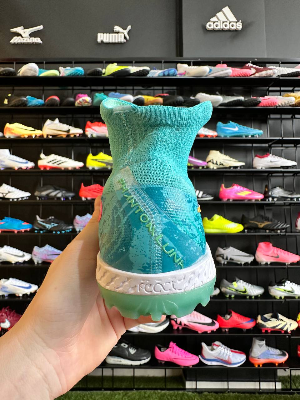 NIKE PHANTOM LUNA TF + BRINDE (PRONTA ENTREGA)