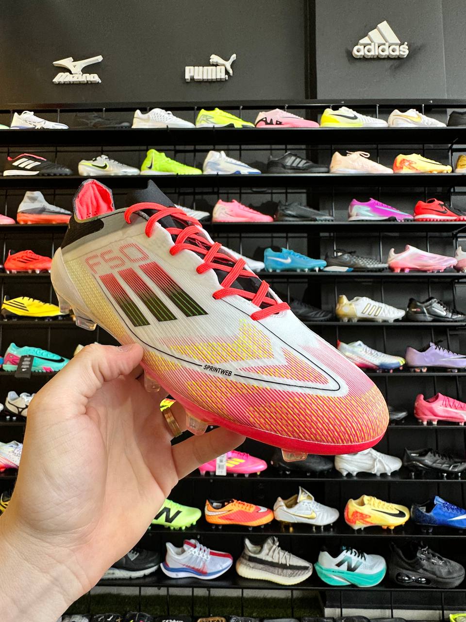 ADIDAS F50 FG + BRINDES (PRONTA ENTREGA)