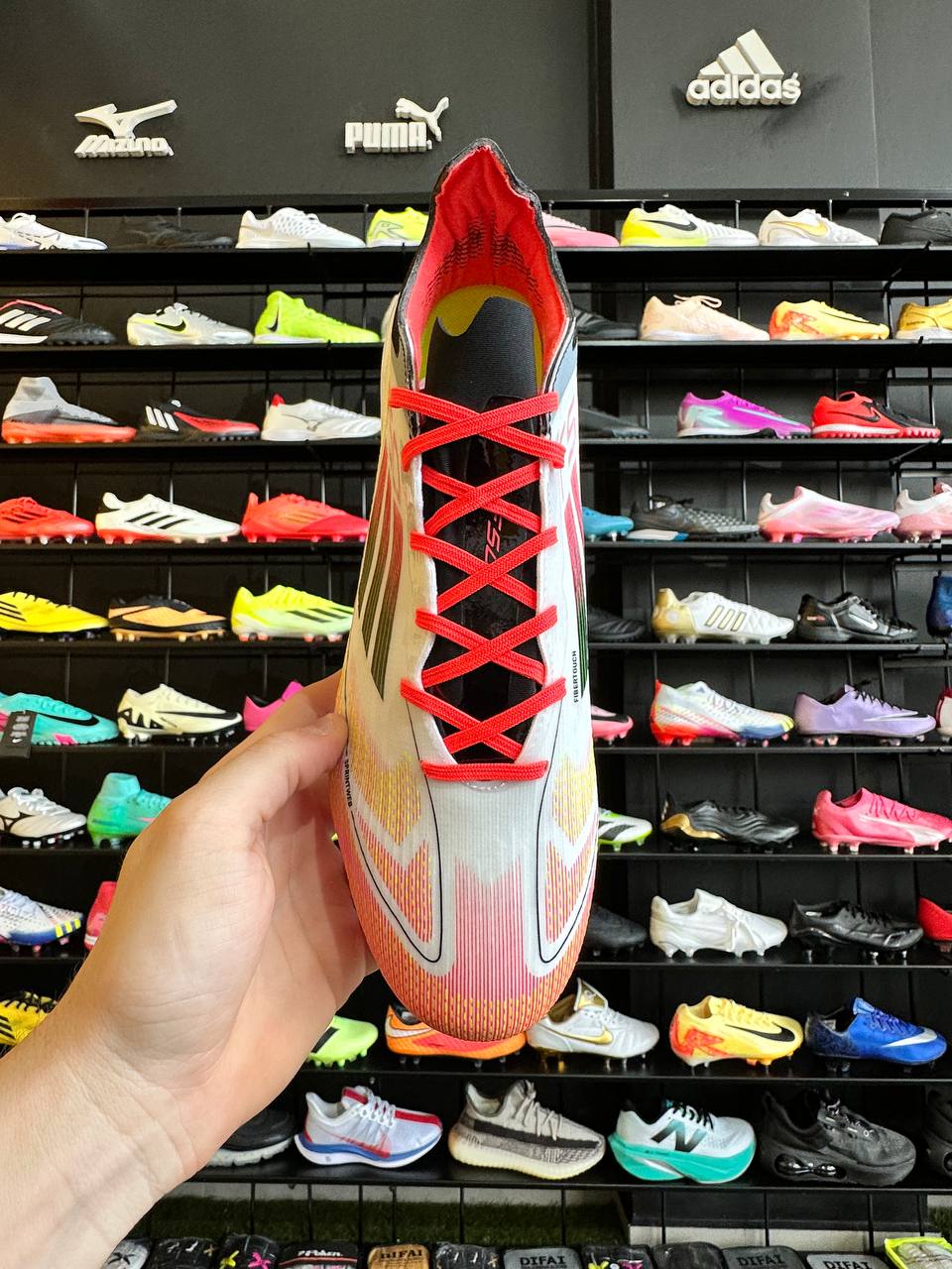 ADIDAS F50 FG + BRINDES (PRONTA ENTREGA)