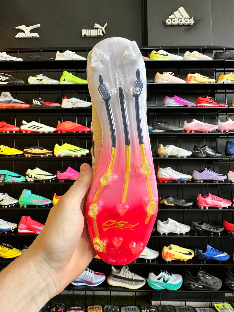 ADIDAS F50 FG + BRINDES (PRONTA ENTREGA)