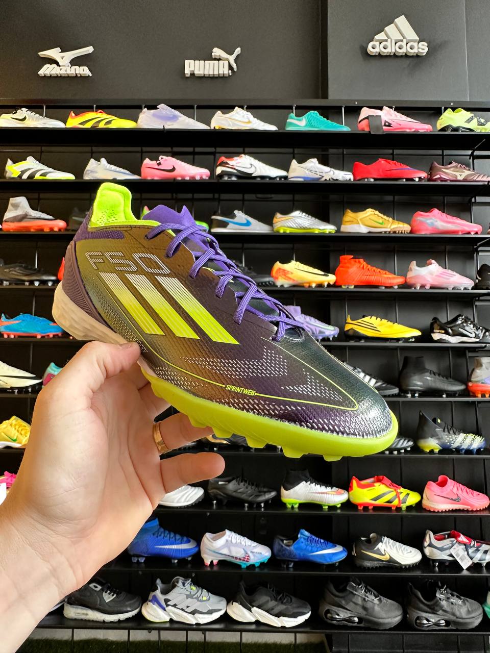 ADIDAS F50 TF + BRINDES (PRONTA ENTREGA)