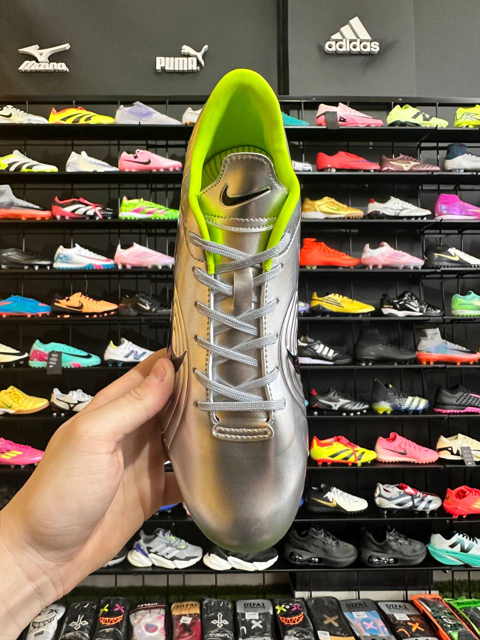 NIKE VAPOR R9 FG + BRINDES (PRONTA ENTREGA)