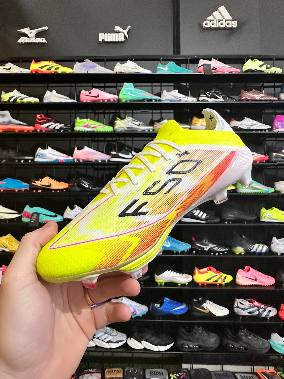 ADIDAS F50 FG + BRINDES (PRONTA ENTREGA)