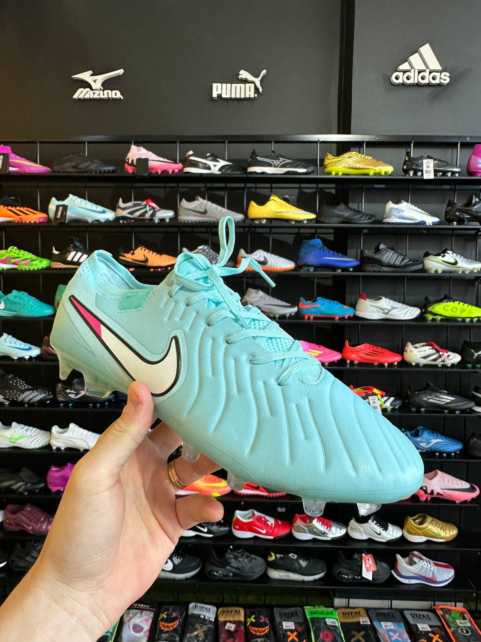 NIKE TIEMPO LEGEND 10 FG + BRINDES (PRONTA ENTREGA)