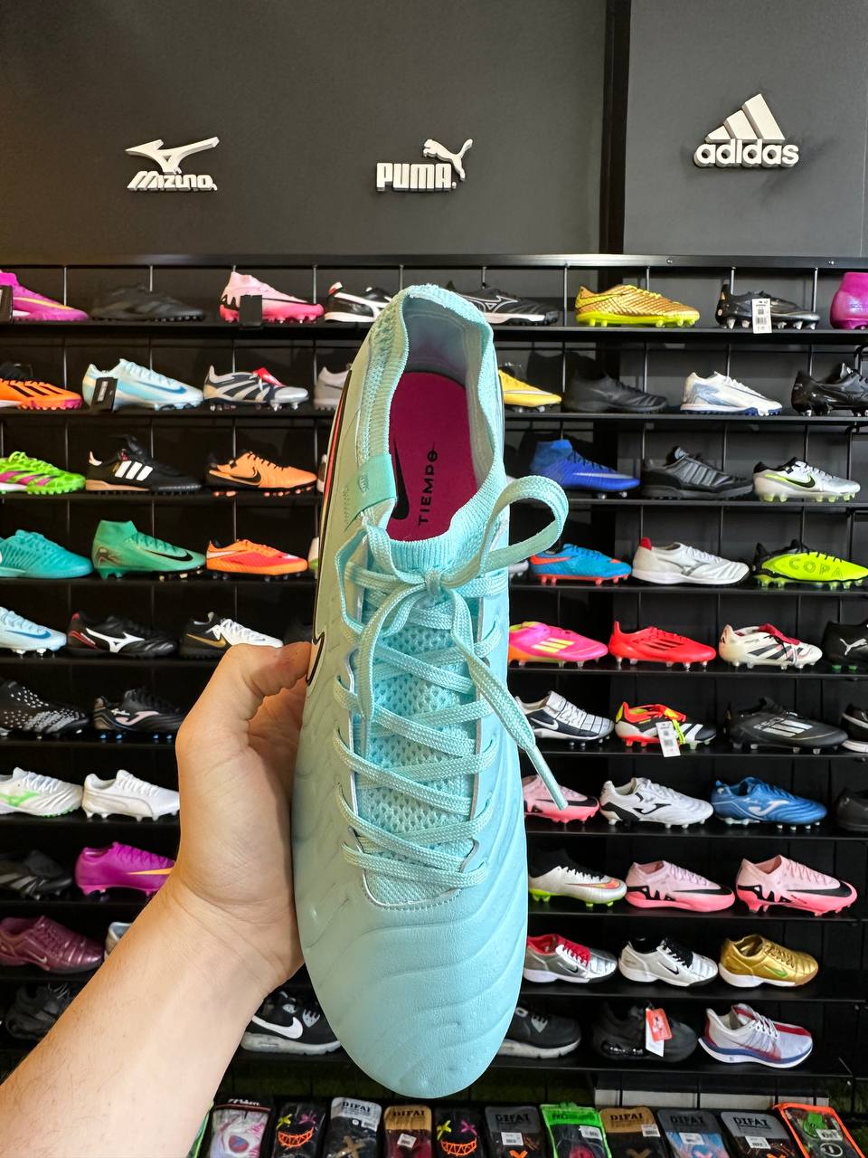 NIKE TIEMPO LEGEND 10 FG + BRINDES (PRONTA ENTREGA)