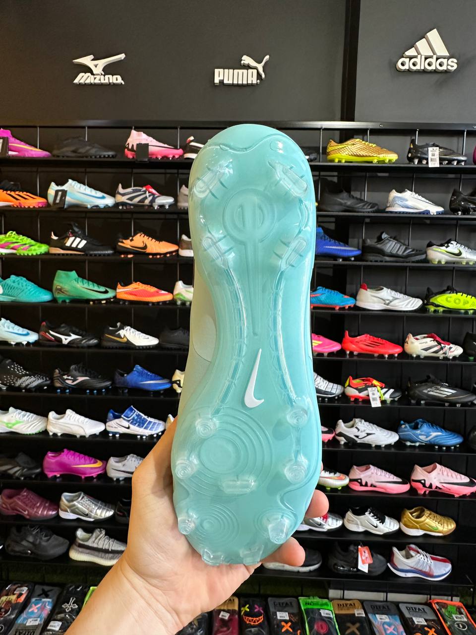NIKE TIEMPO LEGEND 10 FG + BRINDES (PRONTA ENTREGA)