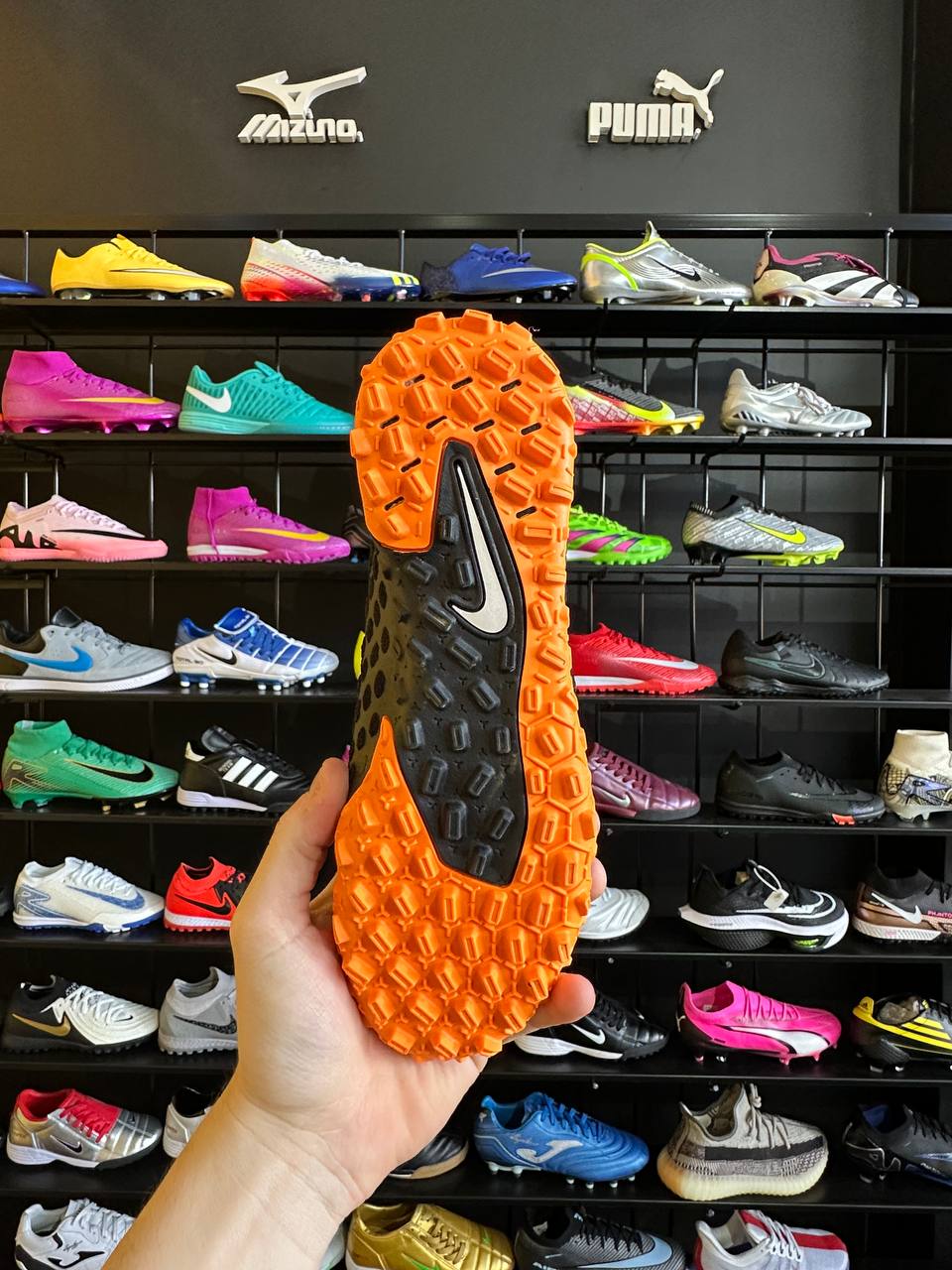 NIKE PHANTOM ULTRA VENOM TF + BRINDE (PRONTA ENTREGA)
