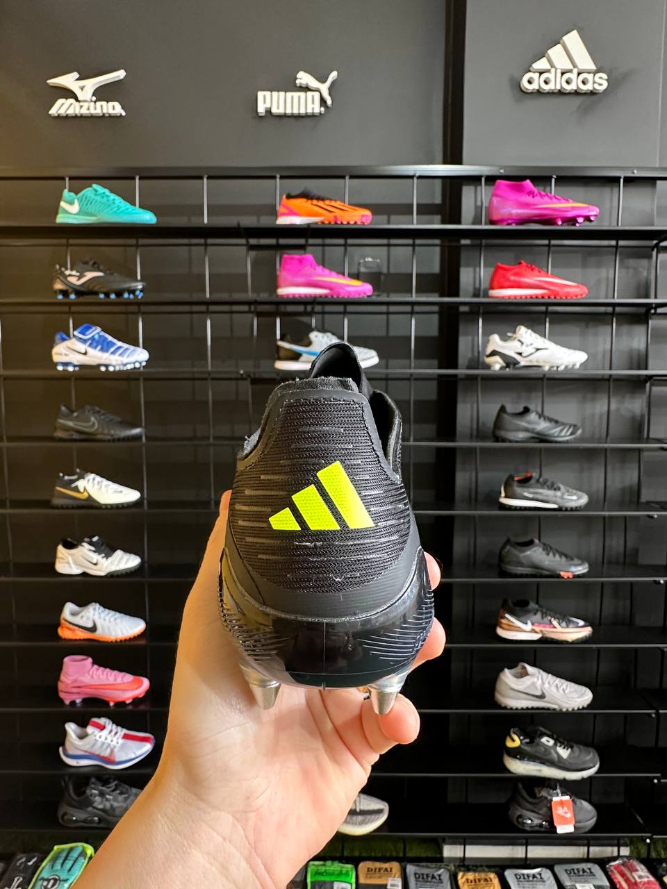 ADIDAS F50 SG + BRINDES (PRONTA ENTREGA)