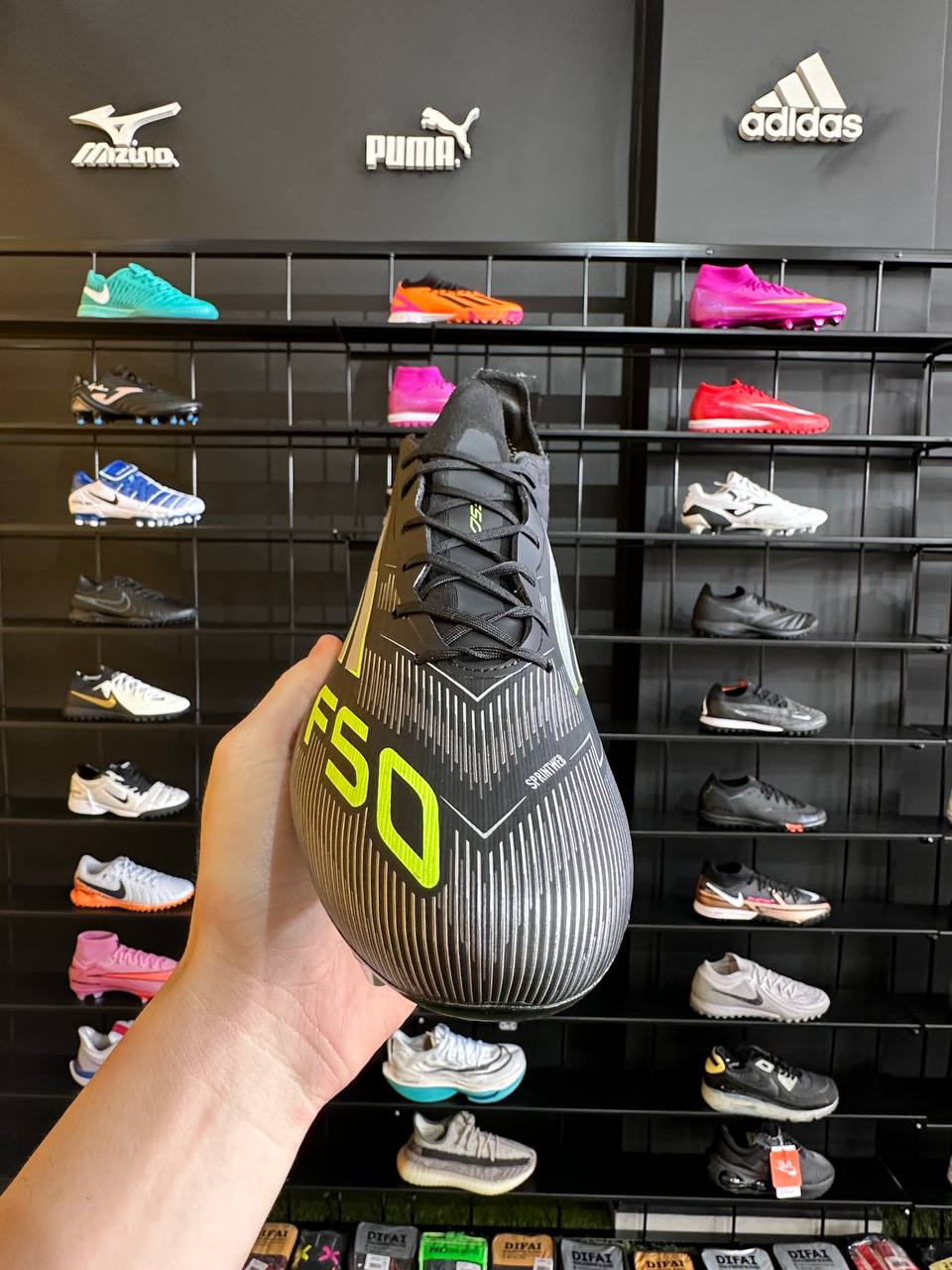 ADIDAS F50 SG + BRINDES (PRONTA ENTREGA)