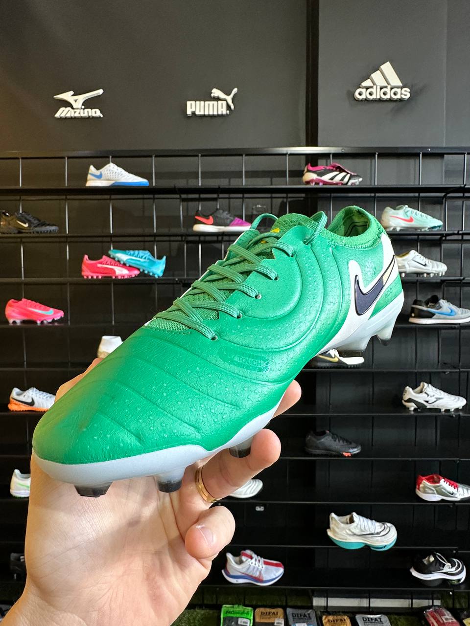 NIKE TIEMPO LEGEND 10 FG + BRINDES (PRONTA ENTREGA)