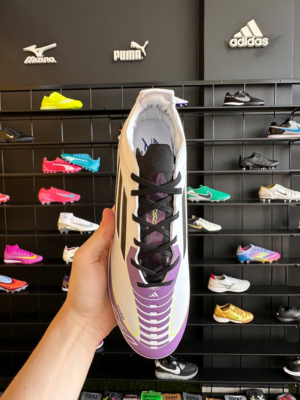 ADIDAS F50 TF + BRINDES (PRONTA ENTREGA)
