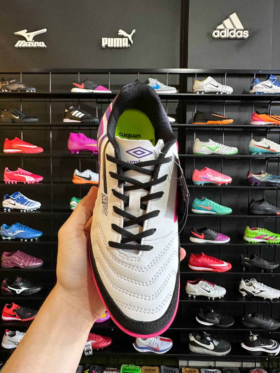 UMBRO PRO 5 BUMP CLUB (PRONTA ENTREGA)
