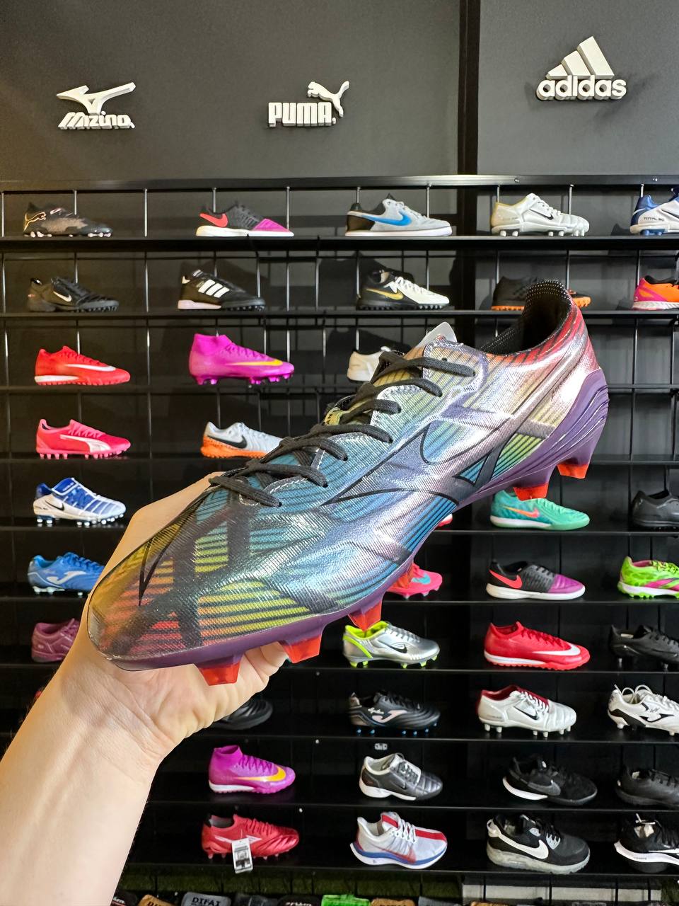 MIZUNO ALPHA FG + BRINDE (PRONTA ENTREGA)