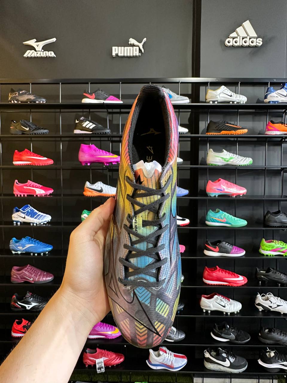MIZUNO ALPHA FG + BRINDE (PRONTA ENTREGA)