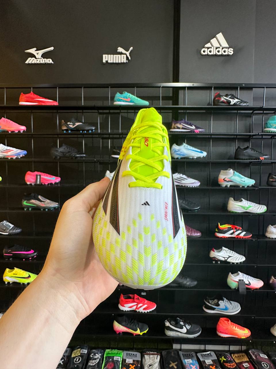 ADIDAS F50 FG + BRINDES (PRONTA ENTREGA)