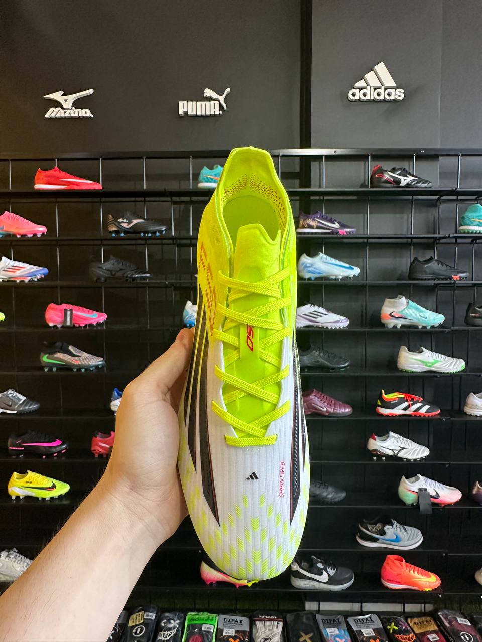 ADIDAS F50 FG + BRINDES (PRONTA ENTREGA)