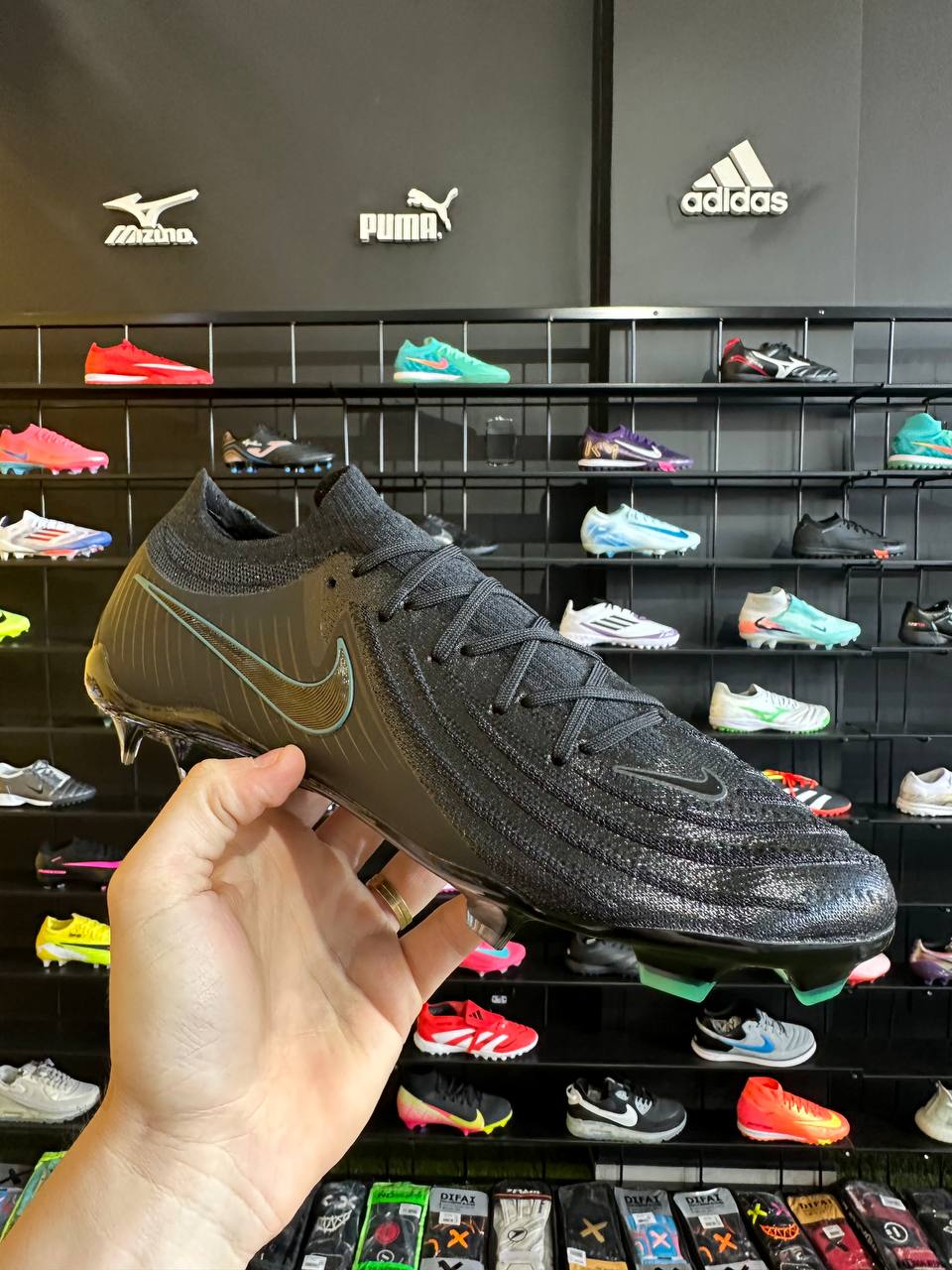 NIKE PHANTOM LUNA FG + BRINDE (PRONTA ENTREGA)