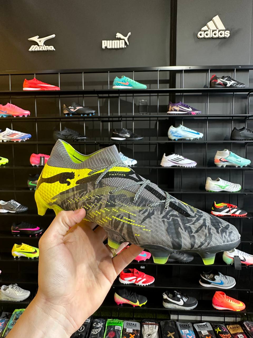 PUMA FUTURE FG + BRINDE (PRONTA ENTREGA)