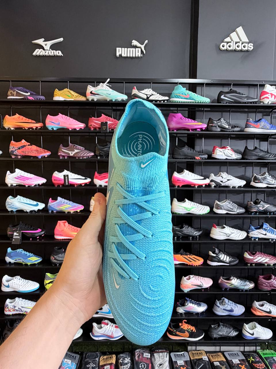 NIKE PHANTOM LUNA FG + BRINDE (PRONTA ENTREGA)