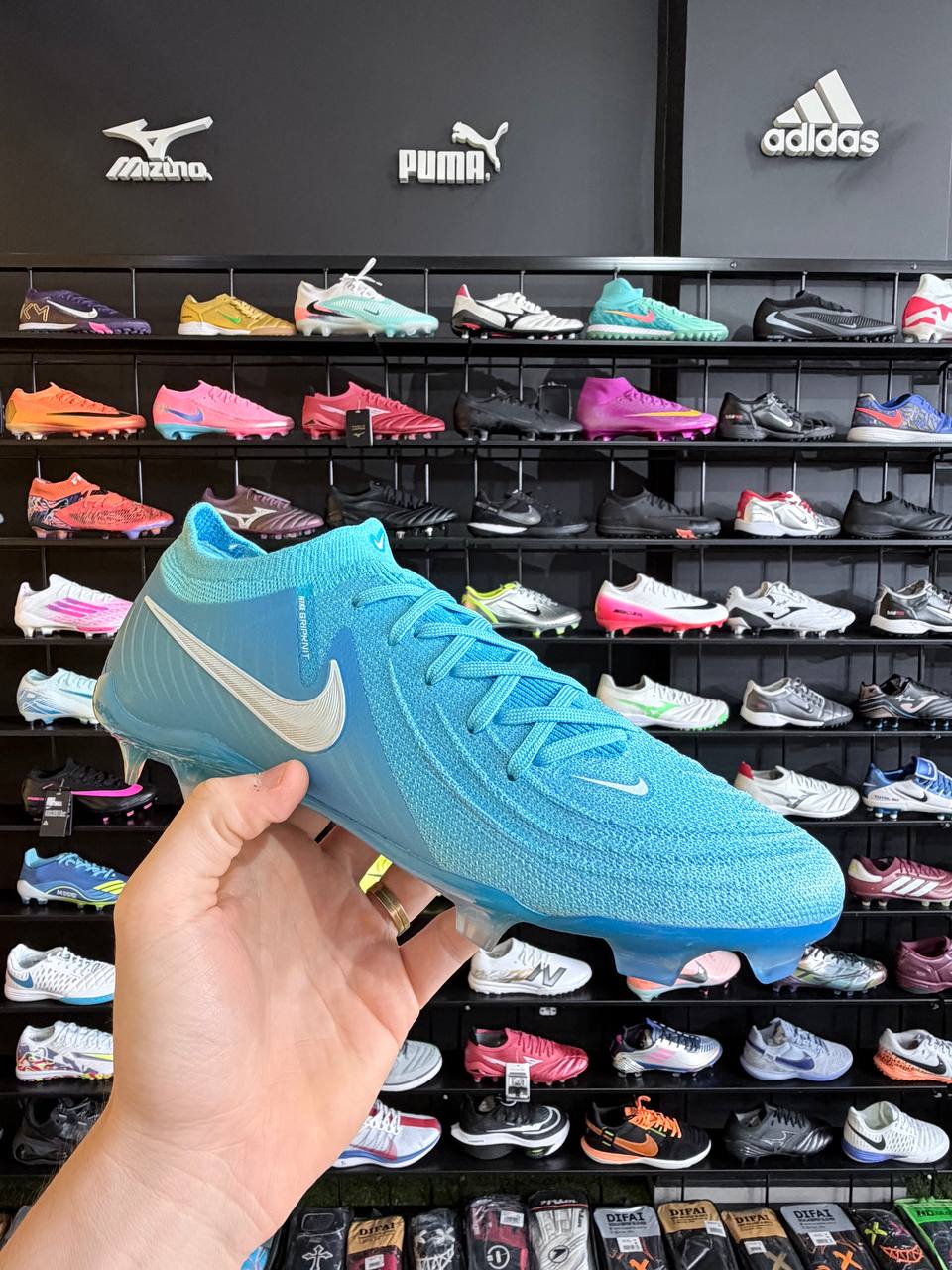 NIKE PHANTOM LUNA FG + BRINDE (PRONTA ENTREGA)