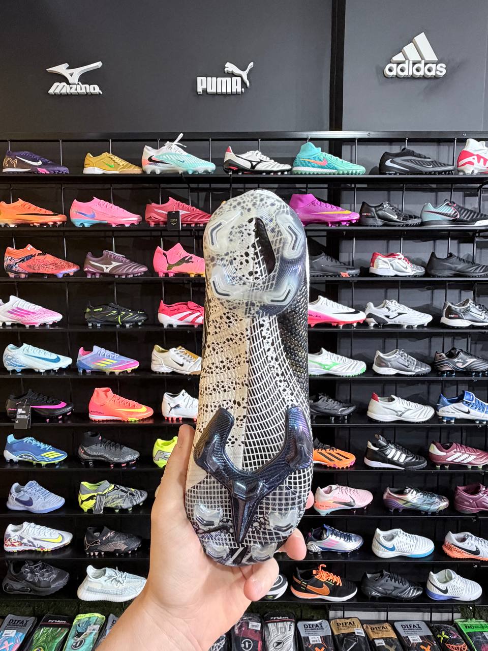 NIKE VAPOR 13 FG+ BRINDE (PRONTA ENTREGA)