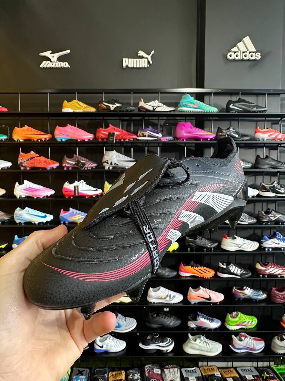 ADIDAS PREDATOR TONGUE FG + BRINDES (PRONTA ENTREGA)