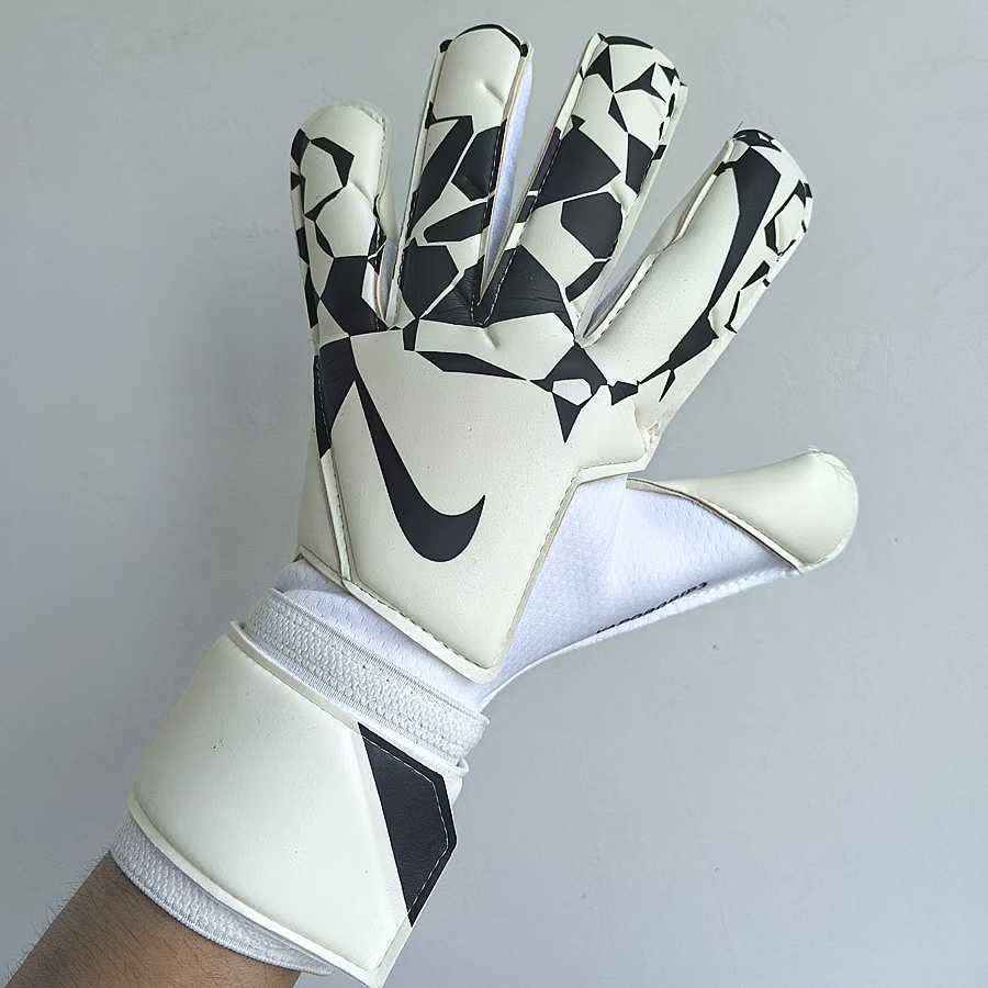 LUVA NIKE
