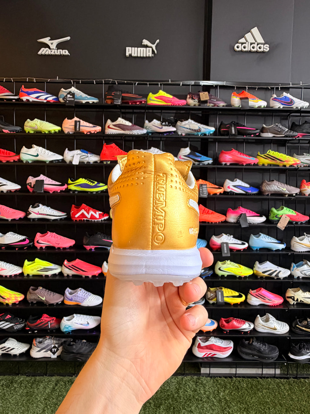 NIKE TIEMPO R10 (TF) + BRINDE PRONTA ENTREGA