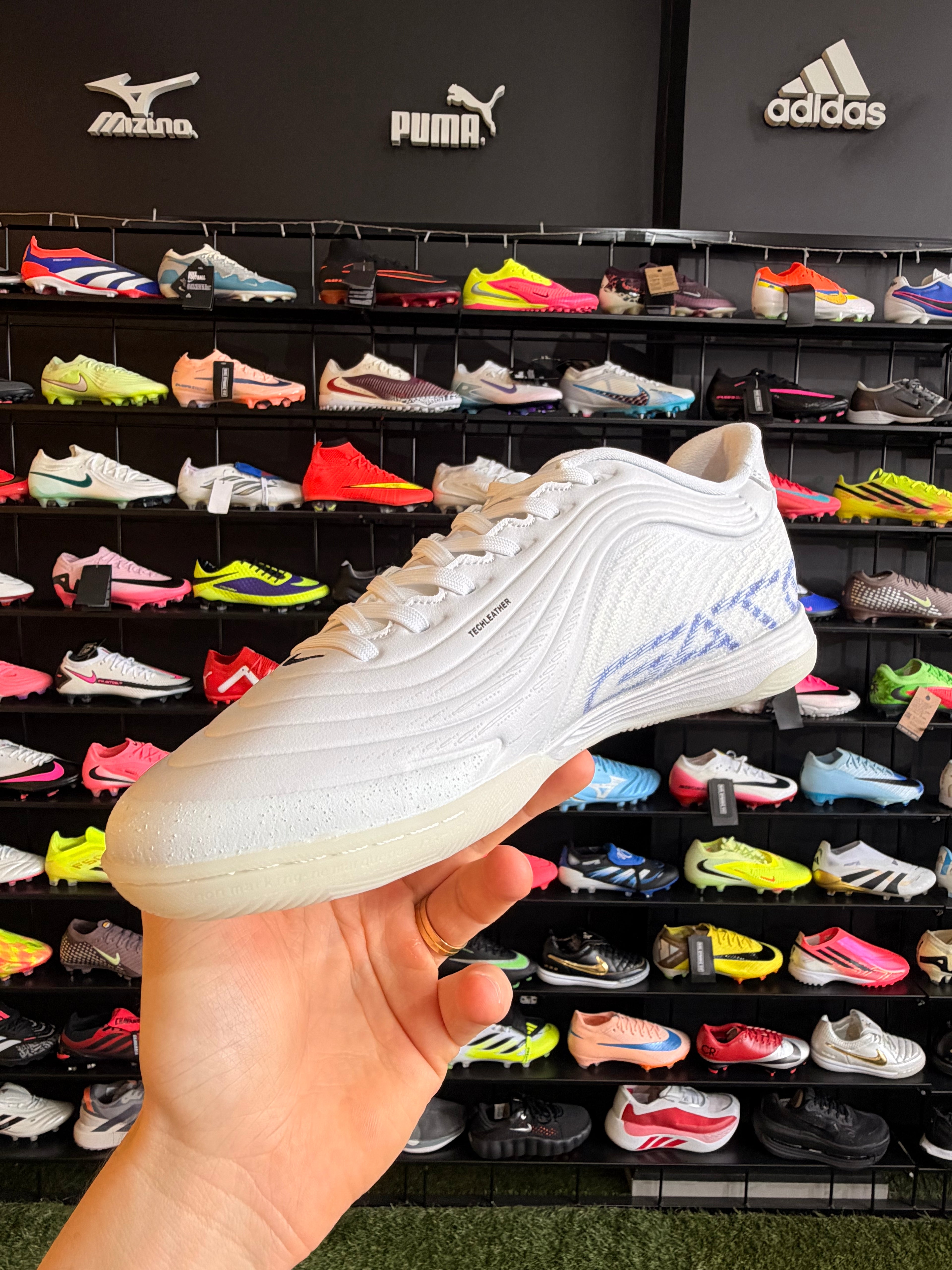 NIKE TIEMPO REACT GATO (IC) + BRINDE PRONTA ENTREGA