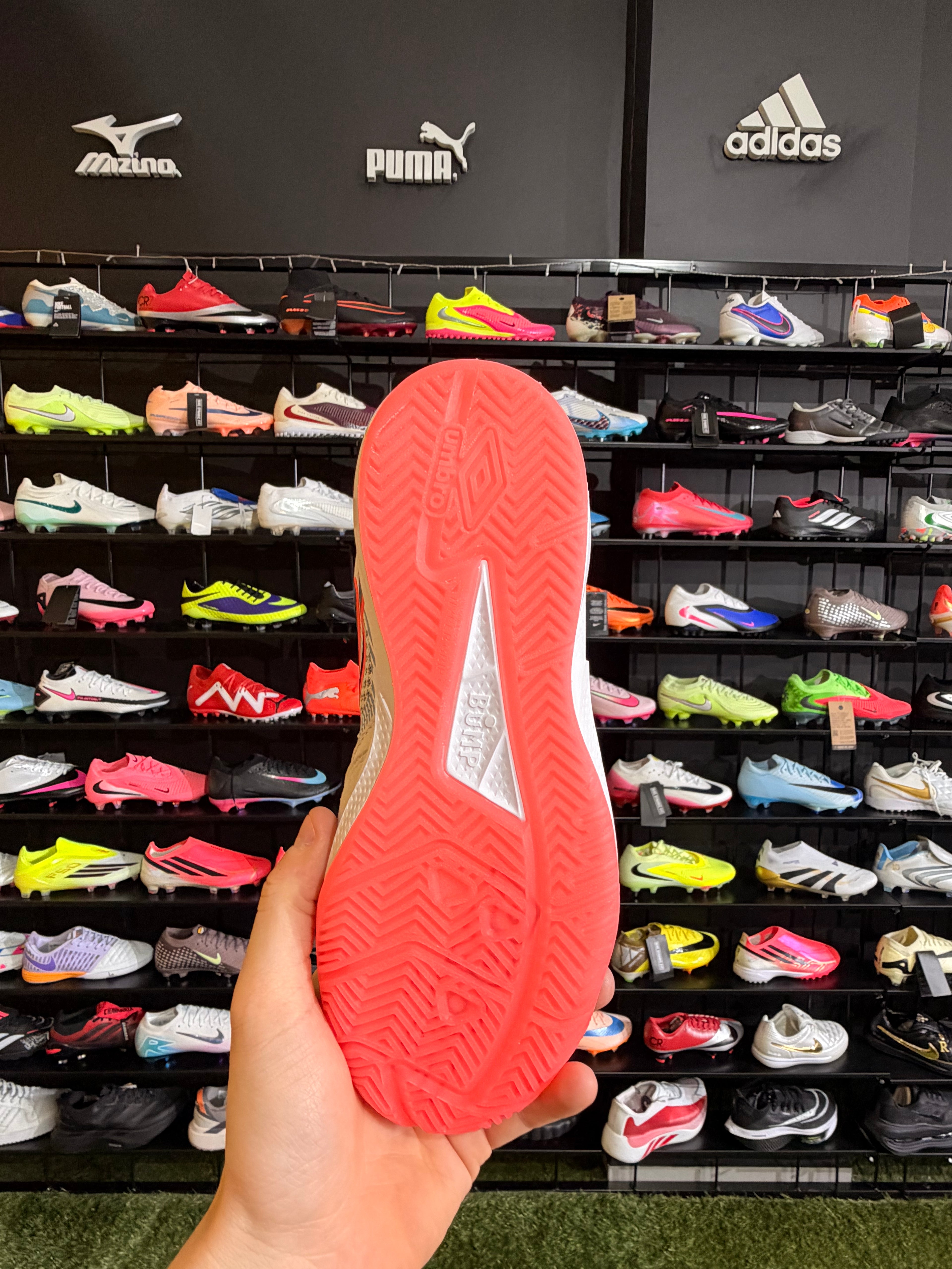 UMBRO PRO 5 BUMP (IC) PRONTA ENTREGA