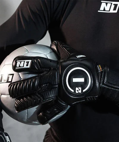 Luva de Goleiro Profissional N1 Horus