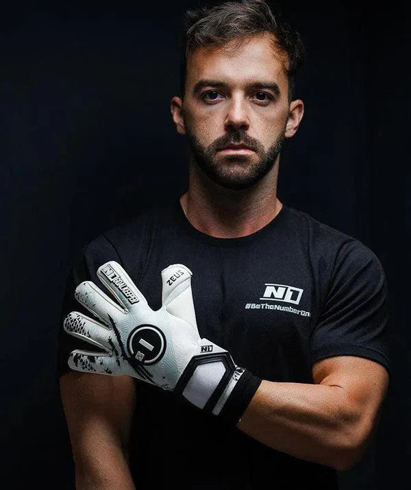 Luva de Goleiro Profissional N1 Zeus