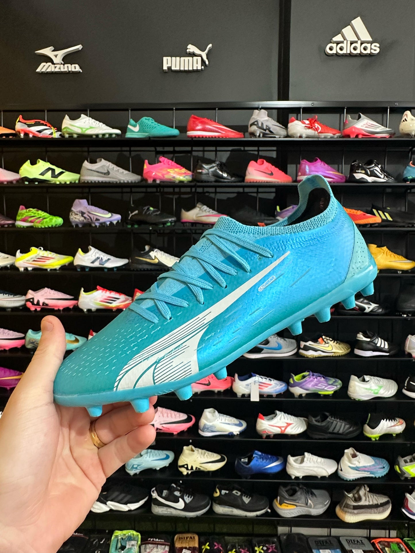 PUMA ULTRA MG + BRINDES (PRONTA ENTREGA)