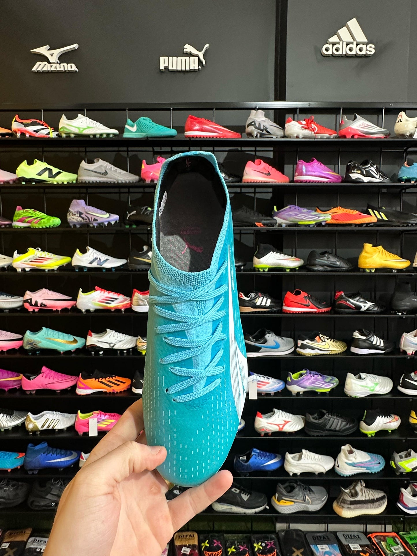 PUMA ULTRA MG + BRINDES (PRONTA ENTREGA)