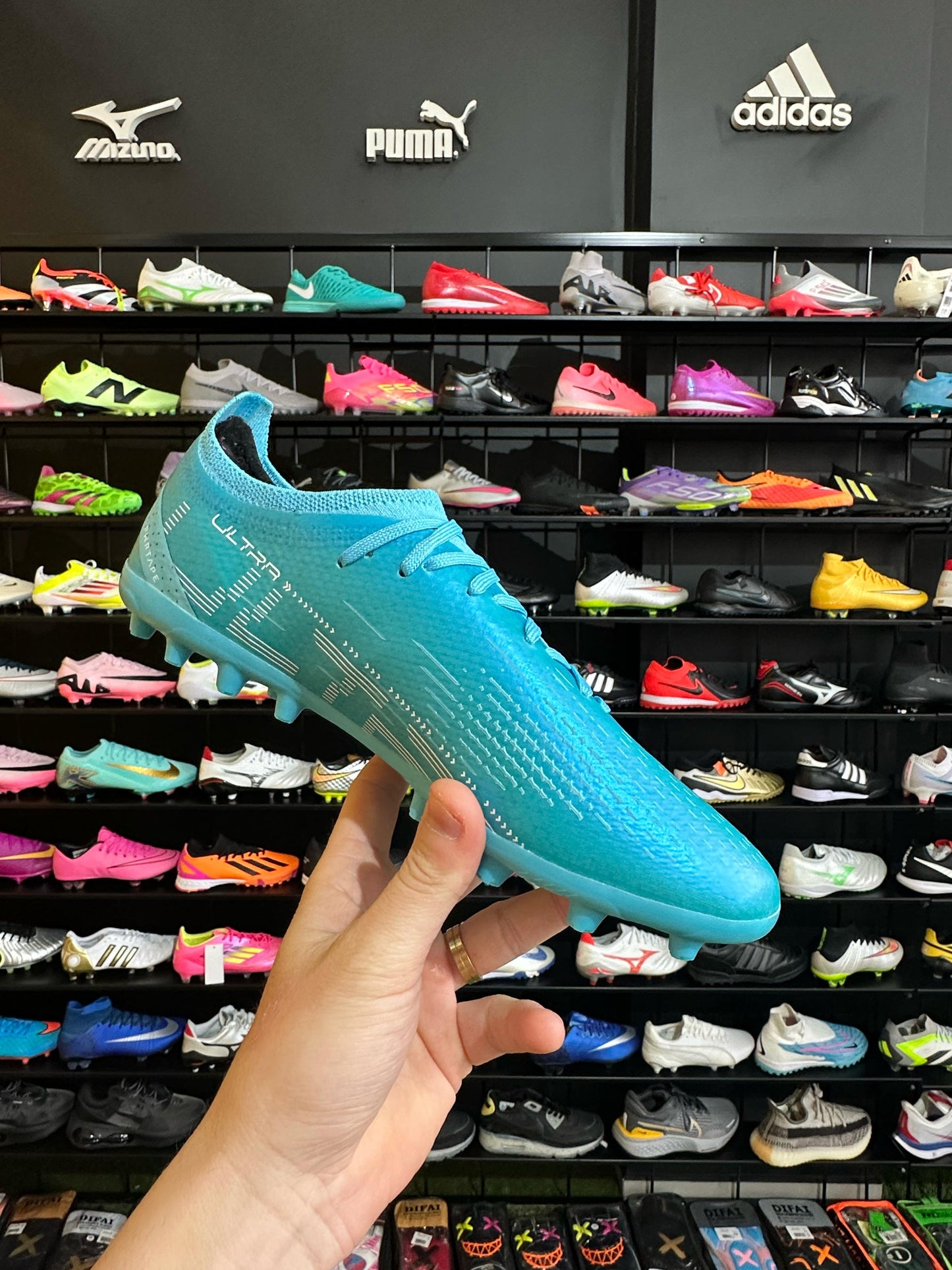 PUMA ULTRA MG + BRINDES (PRONTA ENTREGA)