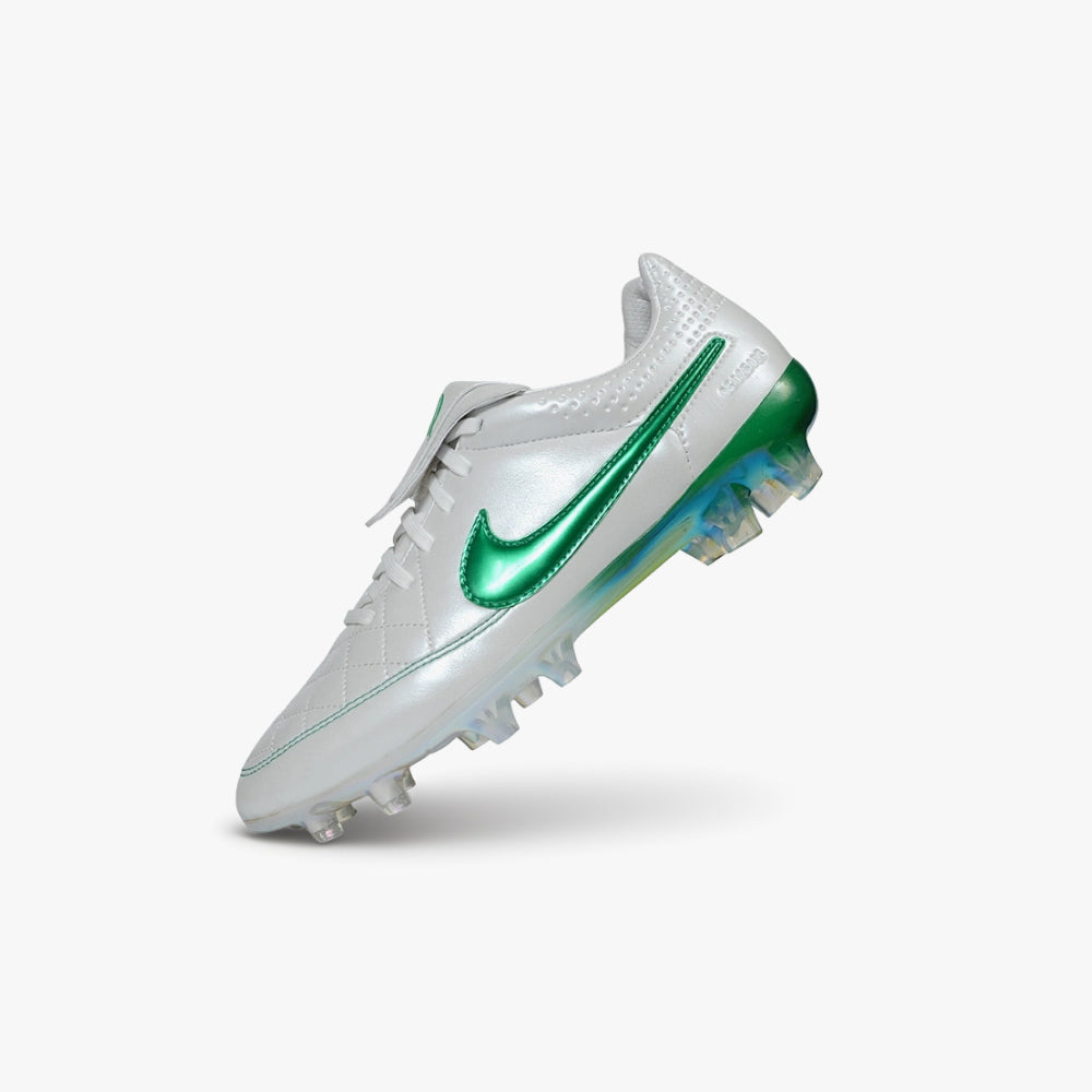 NIKE TIEMPO LEGEND ELITE (FG)