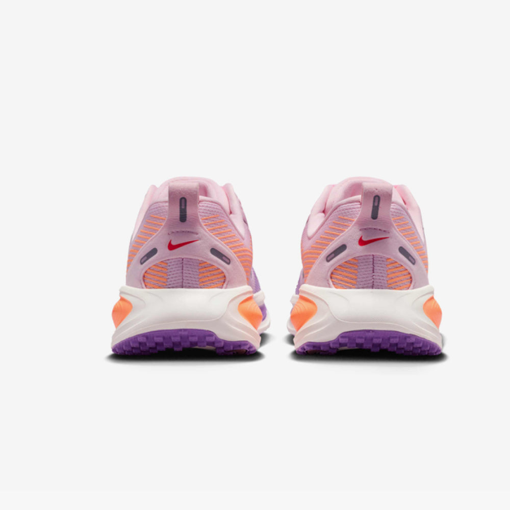 TÊNIS NIKE VOMERO 18