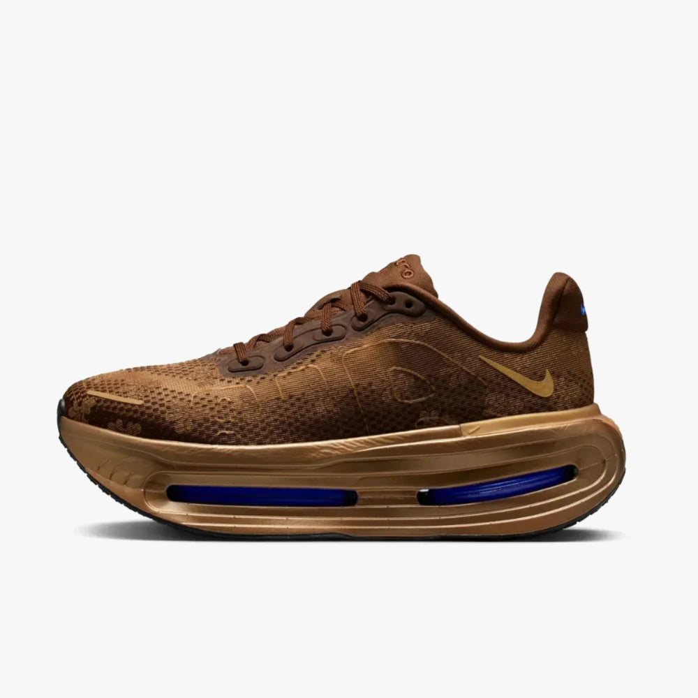 TÊNIS NIKE VOMERO PREMIUM FLAT STOUT