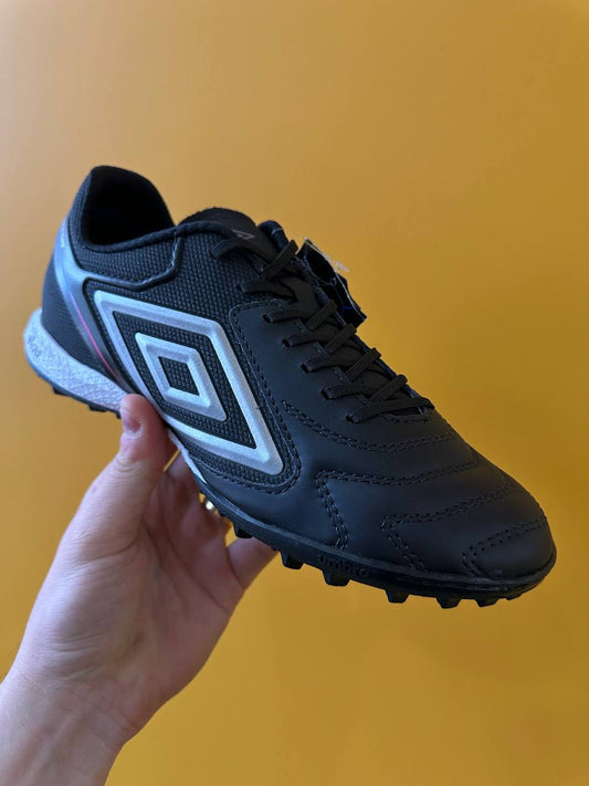 UMBRO ADAMANT MASTERCLASS PREMIER + BRINDE (PRONTA ENTREGA)