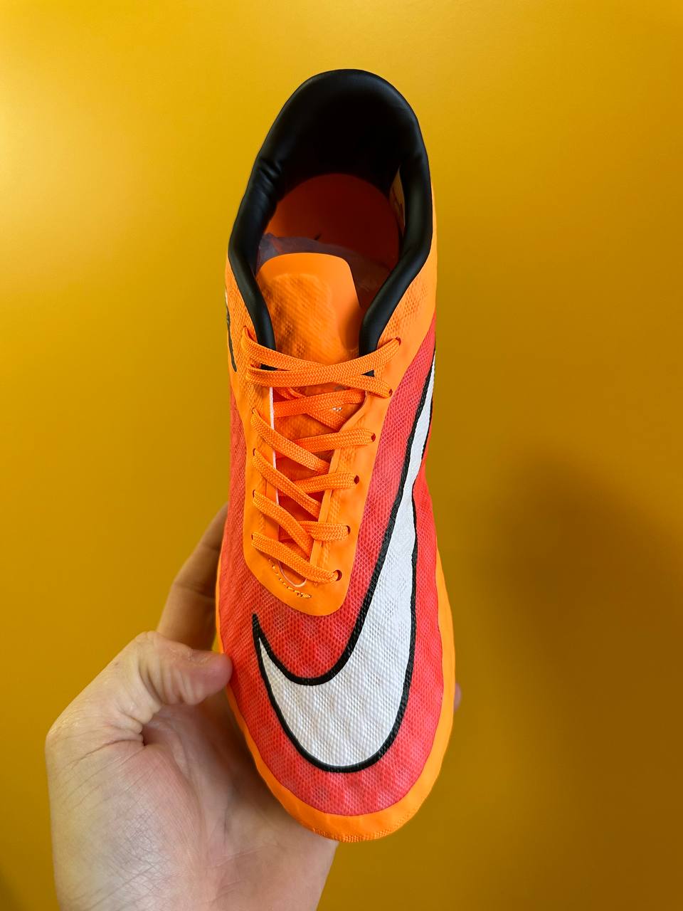 NIKE HYPERVENOM FG + BRINDE (PRONTA ENTREGA)