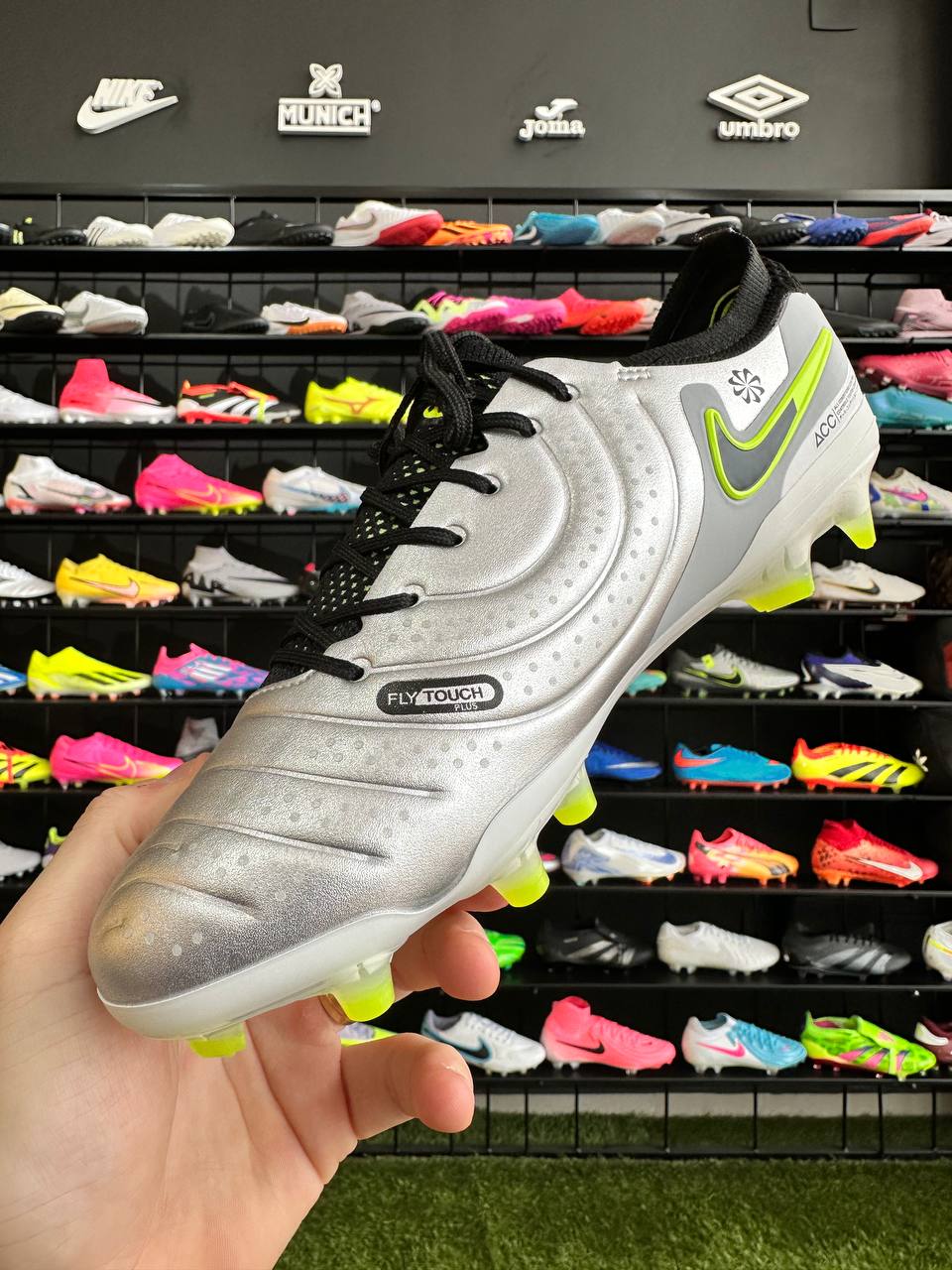 NIKE TIEMPO LEGEND 10 FG + BRINDES (PRONTA ENTREGA)