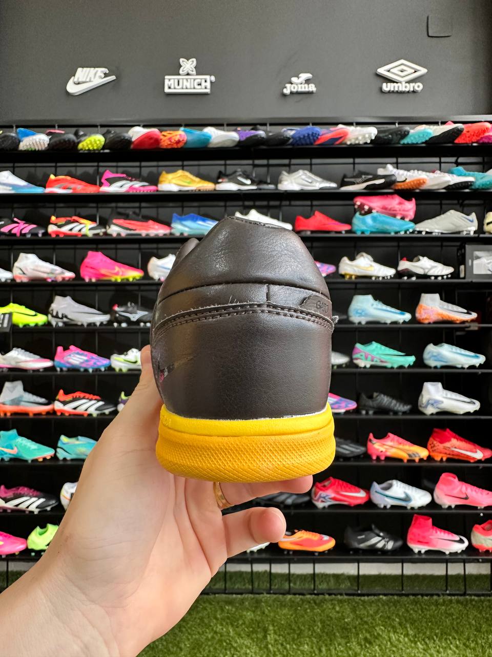 NIKE GATO IC + BRINDE (PRONTA ENTREGA)