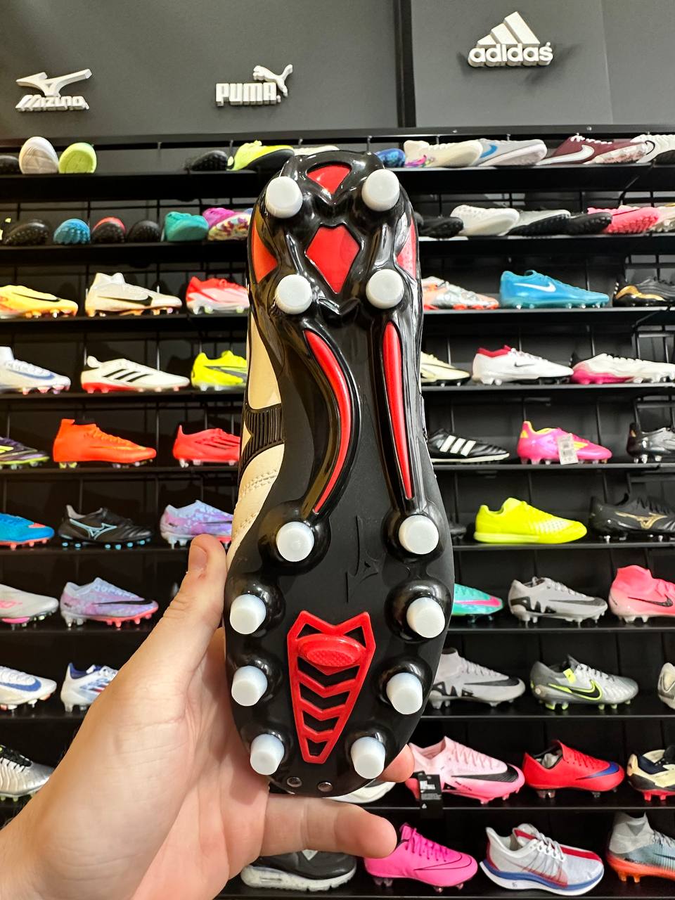 MIZUNO MORELIA FG + BRINDES (PRONTA ENTREGA)