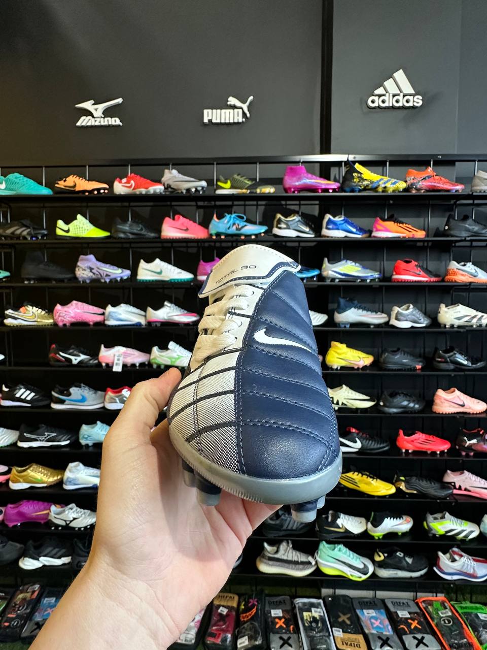 NIKE TOTAL 90 FG (PRONTA ENTREGA) + BRINDE