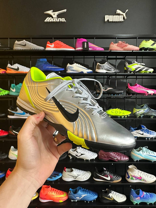 NIKE VAPOR R9 TF + BRINDE (PRONTA ENTREGA)